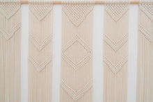 Load image into Gallery viewer, Cascade