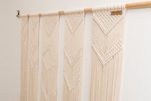 Load image into Gallery viewer, Cascade